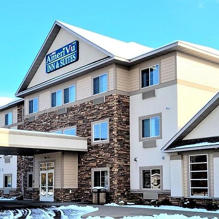 Amerivu Inn And Suites - Chisago City Eksteriør billede