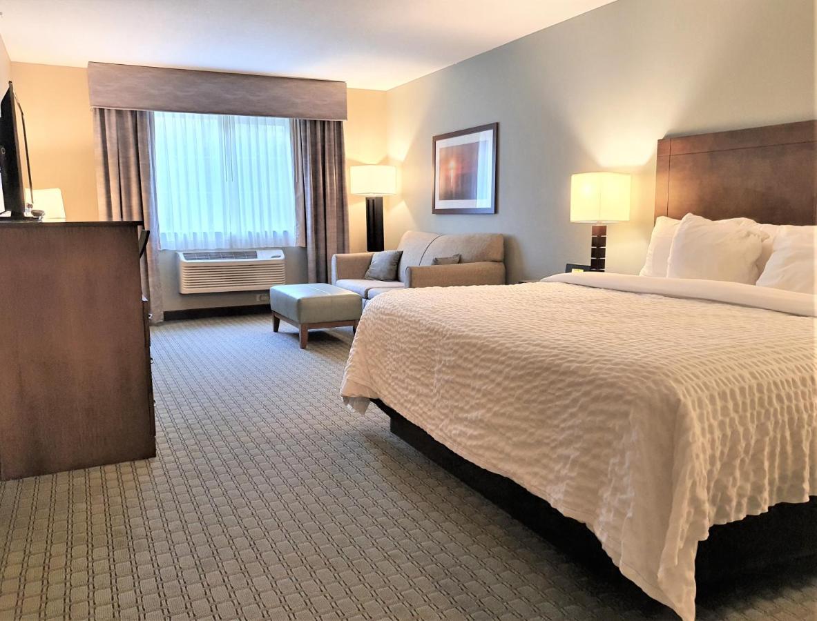 Amerivu Inn And Suites - Chisago City Eksteriør billede