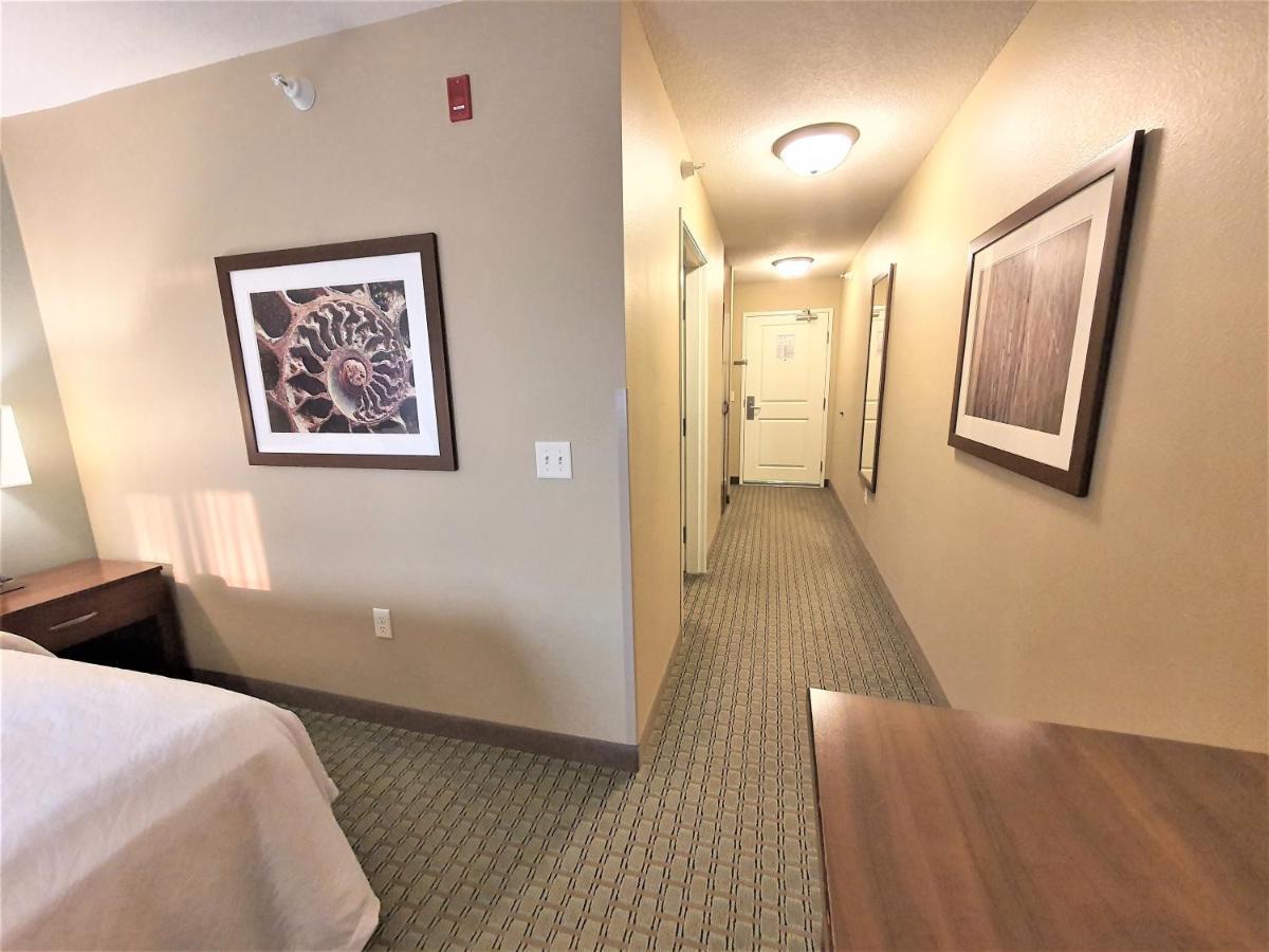 Amerivu Inn And Suites - Chisago City Eksteriør billede