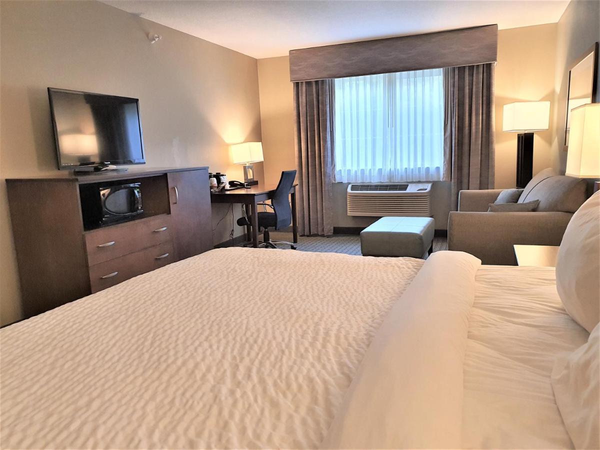 Amerivu Inn And Suites - Chisago City Eksteriør billede